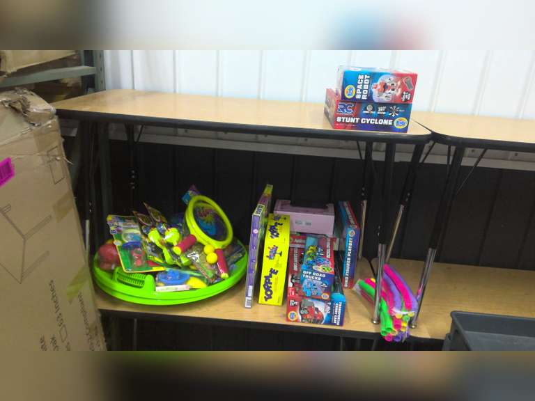 NEW TOYS AND GAMES, EVEN REMOTE CONTROL AND LEARNING TOYS!!! $1.00 STARTS BID