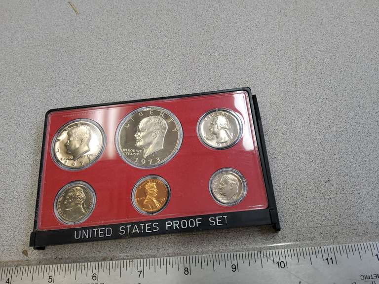 LOT OF COLLECTIBLE COINS 1 Online Auctions LLC