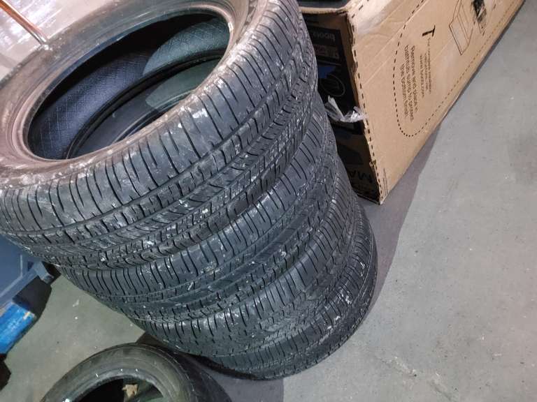 SET OF TIRES 255 60 R19 - #1 Online Auctions LLC
