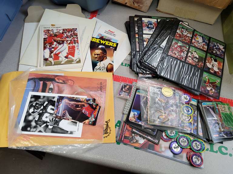 LOT OF SPORTS COLLECTIBLES 1 Online Auctions LLC