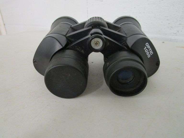 Optic 1050 Binoculars w/Case Oberman Auctions