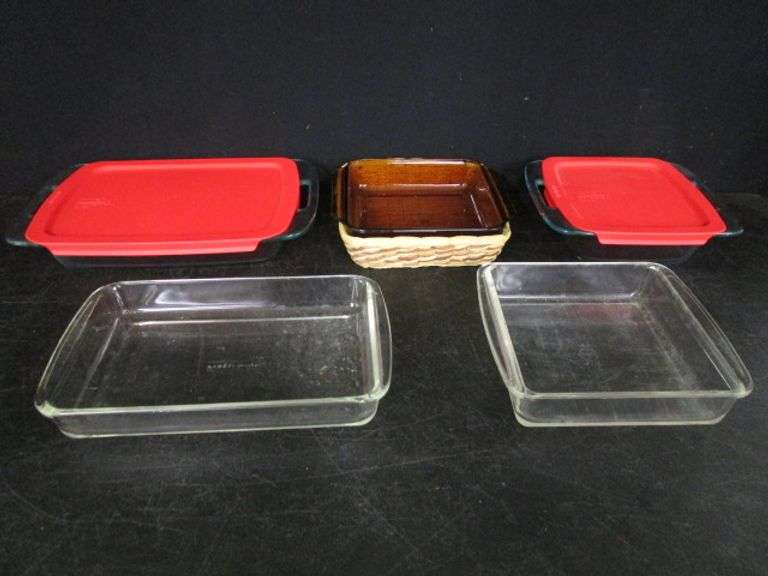 4 Pyrex & a Anchor Hocking Bakeware Oberman Auctions