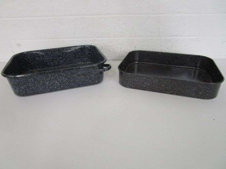 2 Rectangular Graniteware Roasting Pans Oberman Auctions