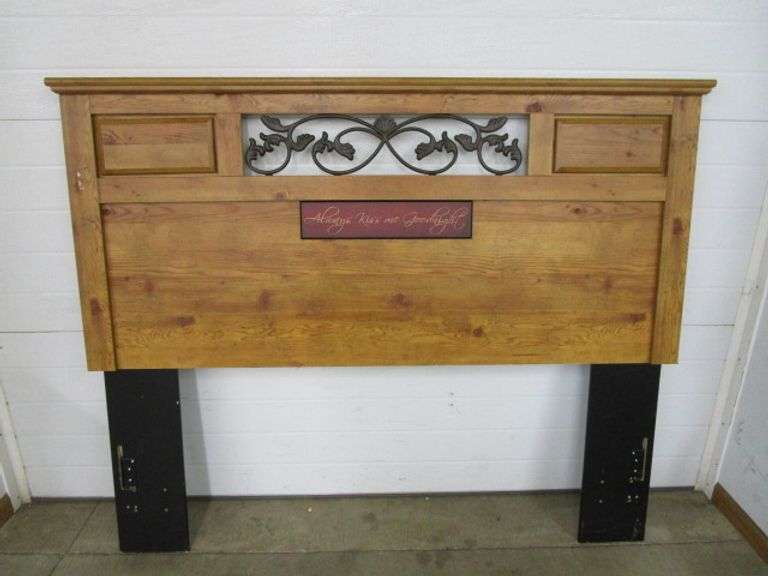Grained Pine Queen/Full Size Headboard Oberman Auctions