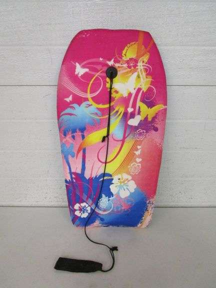 4 - Children&rsquo;s Body Boards - Oberman Auctions