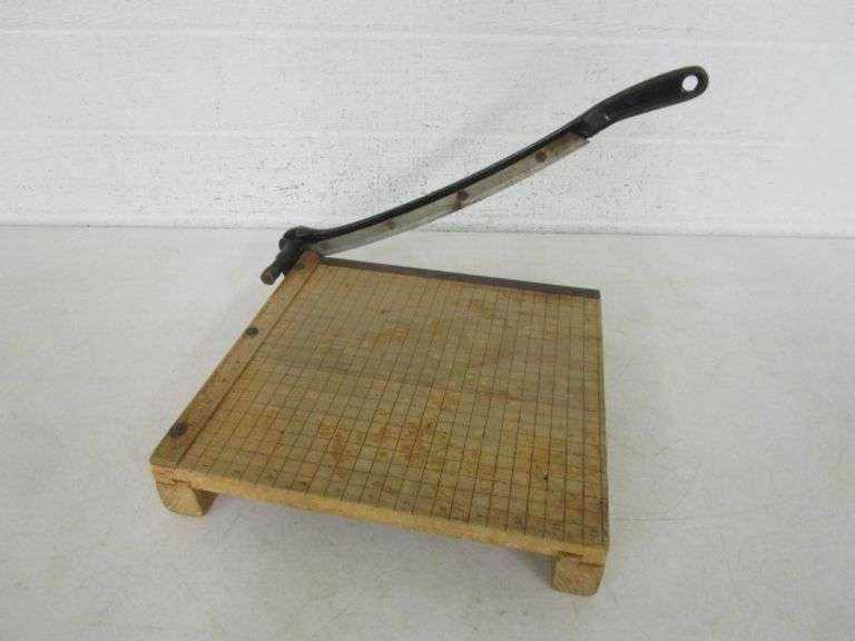 Ingento 12" Paper Cutter Oberman Auctions
