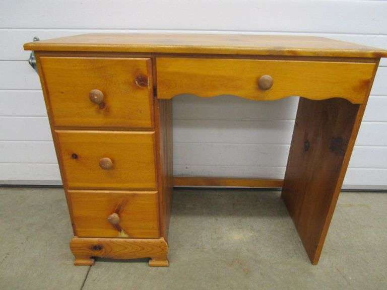 Pine 4 Drawer Student Desk Oberman Auctions