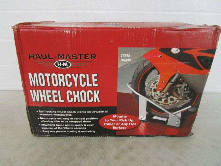 HaulMaster Motorcycle Wheel Chock New In Box Oberman Auctions