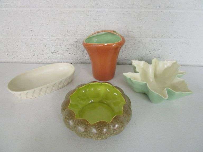 Red Wing Art Pottery Vase & Bowls Oberman Auctions