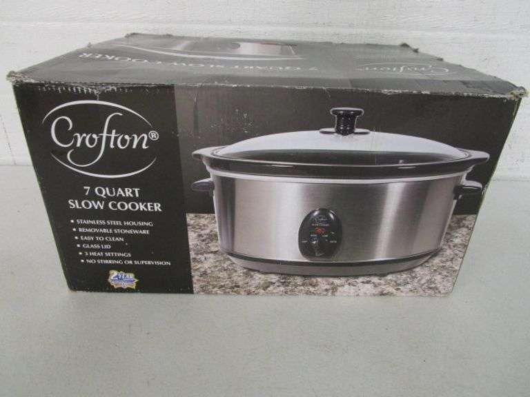 Crofton 7 Qt. Slow Cooker New In Box Oberman Auctions