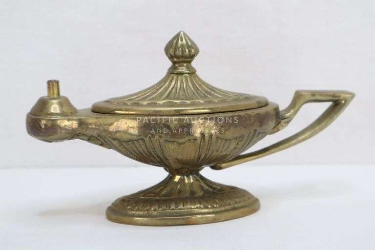 Vintage Antique Solid Brass Oil Lamp, Aladdin Genie Djinn Lamp