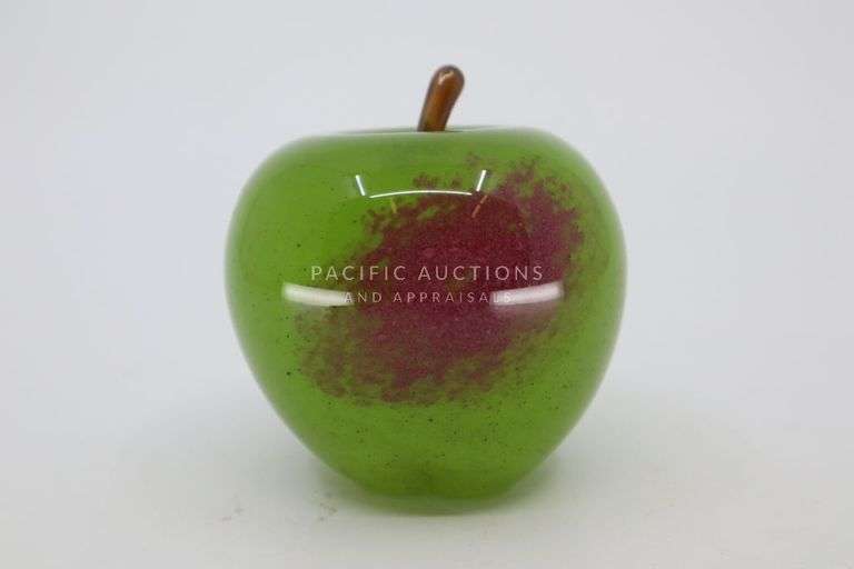 Art Glass Paperweight Green Apple, Langham Glass, England, 3" Pacific