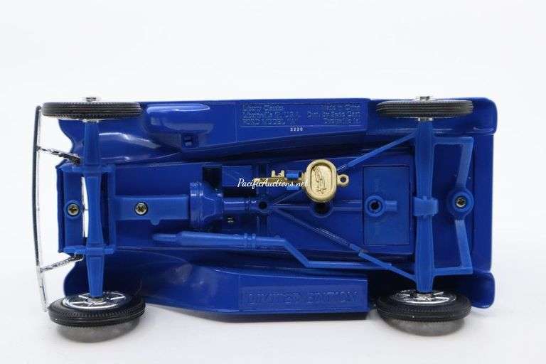 Liberty Classics Die Cast Limited Edition Ford Model A Van Coin Bank