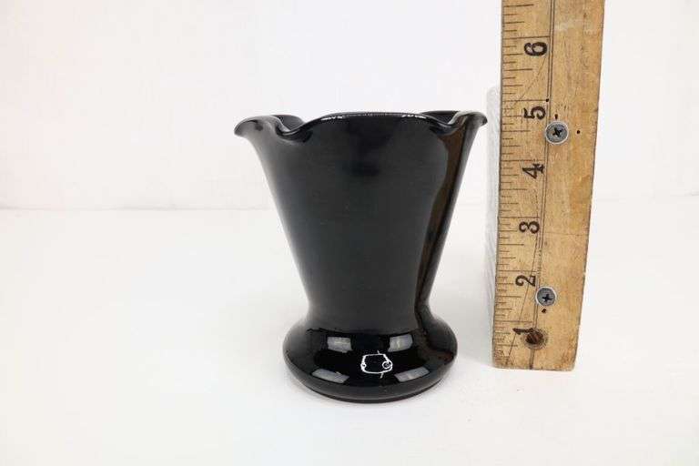 Black Glass Vase, Wavy Rim Pacific Auctions And Appraisals