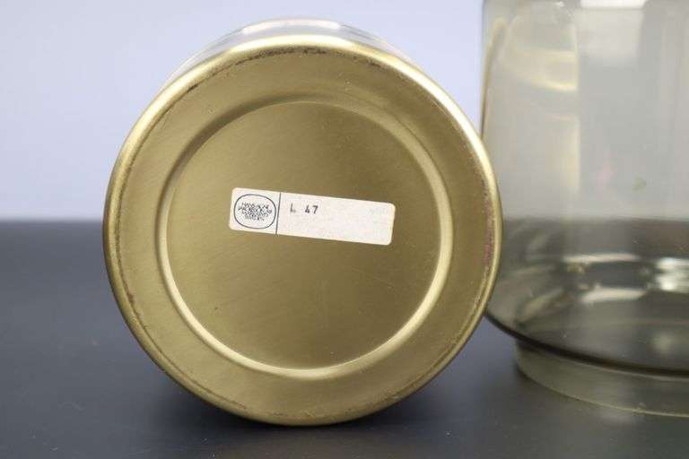 HANSAGNE JAKOBSSON OIL LAMP, AB MARKARYD SWEDEN L47, AMBER GLASS SHADE