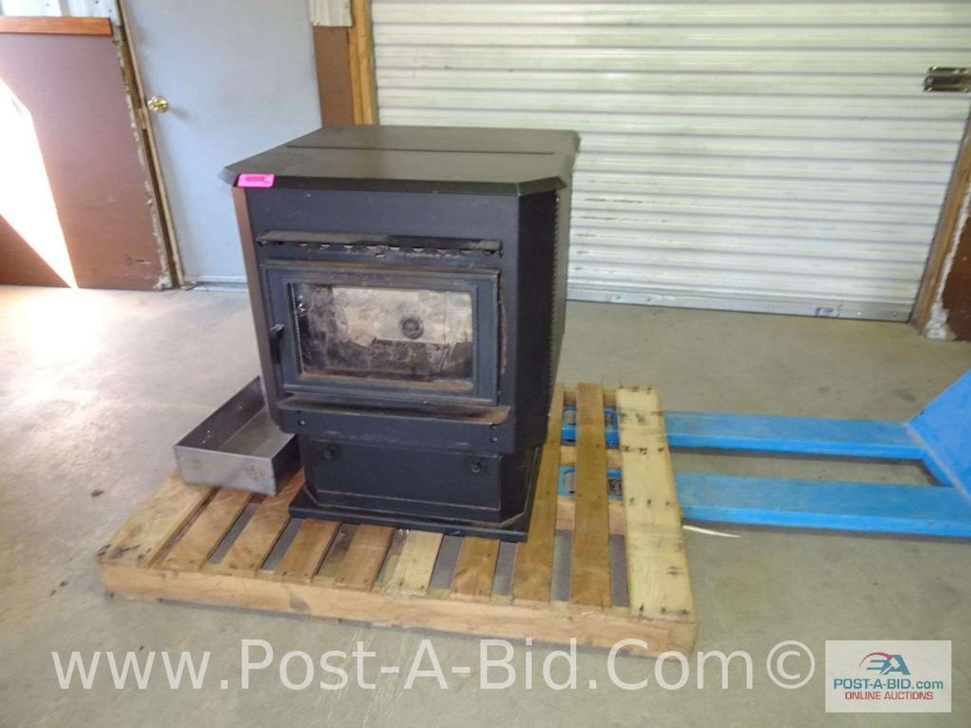 Country Side Wood/ Corn Pellet - Elsenpeter Auctions u0026 Real Estate, Inc.  dba Post-A-Bid.Com