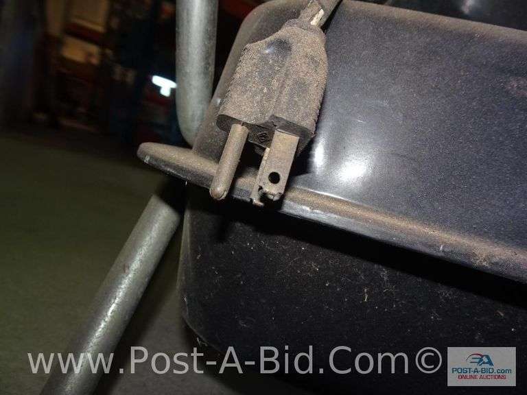 Reddy-Heater 100,000 BTU's. 60 - Elsenpeter Auctions u0026 Real Estate, Inc.  dba Post-A-Bid.Com