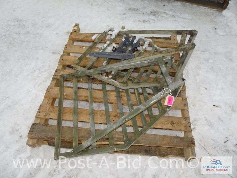 Pallet Of Deer Stand Parts. Elsenpeter Auctions & Real Estate, Inc. dba