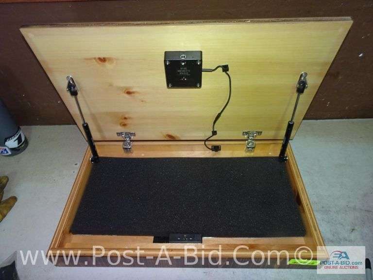 Tactical Traps US Flag Pi Elsenpeter Auctions & Real Estate, Inc. dba