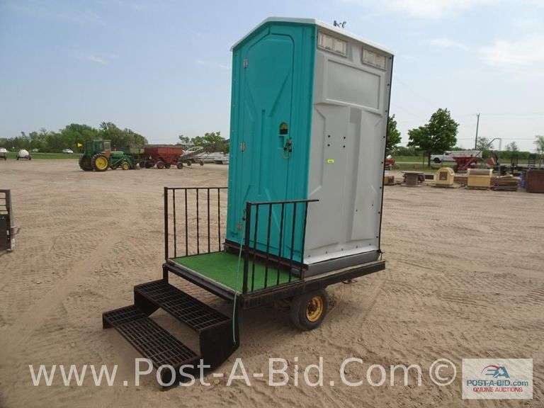 Portable Porta Potty On T Elsenpeter Auctions & Real Estate, Inc. dba