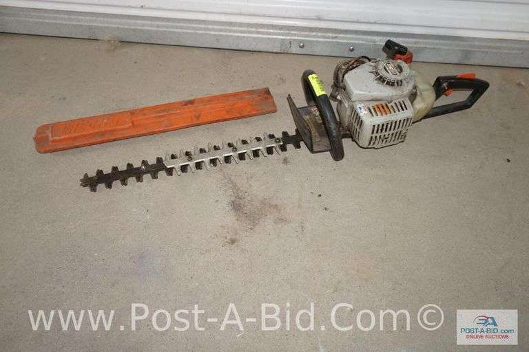 Echo Hedge Trimmer, 396, Elsenpeter Auctions & Real Estate, Inc. dba