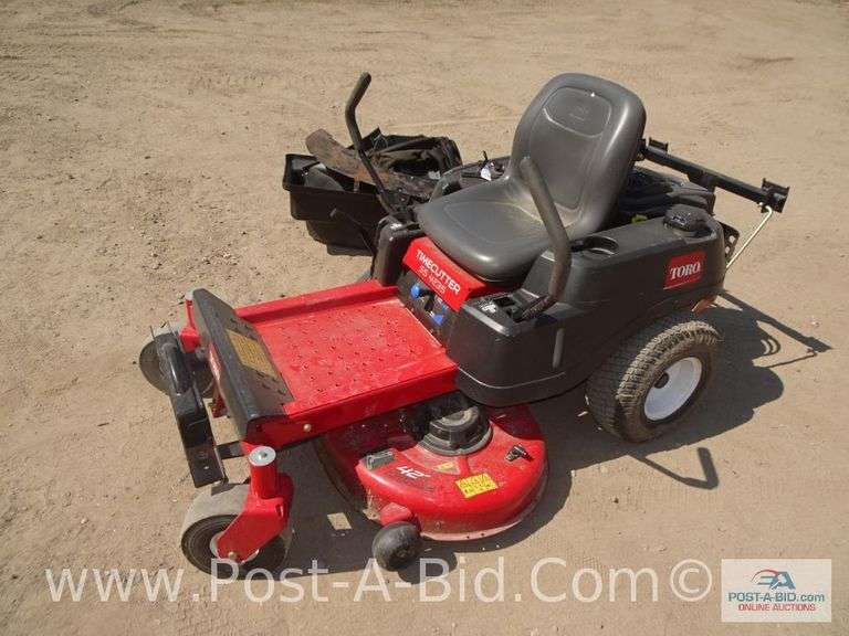 Toro Timecutter SS4235 Ze Elsenpeter Auctions & Real Estate, Inc. dba
