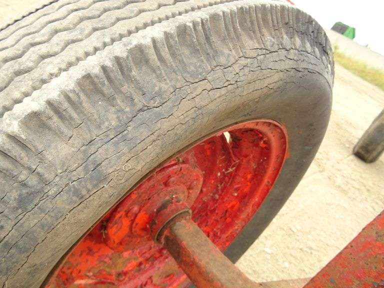 Red Running Gear, Needs New Tires Elsenpeter Auctions & Real Estate