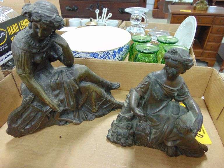 Brass figurines Parrott