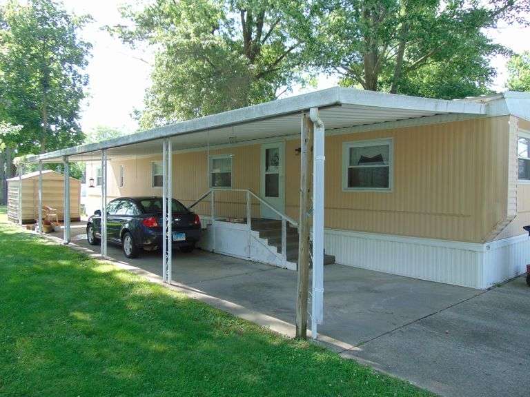 Property of Lois Skelton Parrott Marketing Group