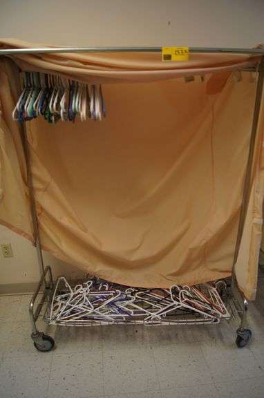 Rolling Commercial Grade Laundry Rack - Parrott
