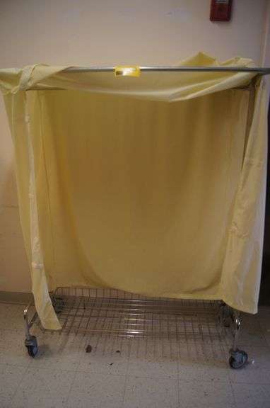 Rolling Commercial Grade Laundry Rack - Parrott
