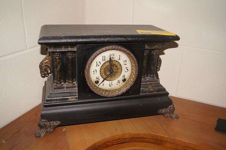 Ingraham 4column keywind mantle clock Parrott Marketing Group