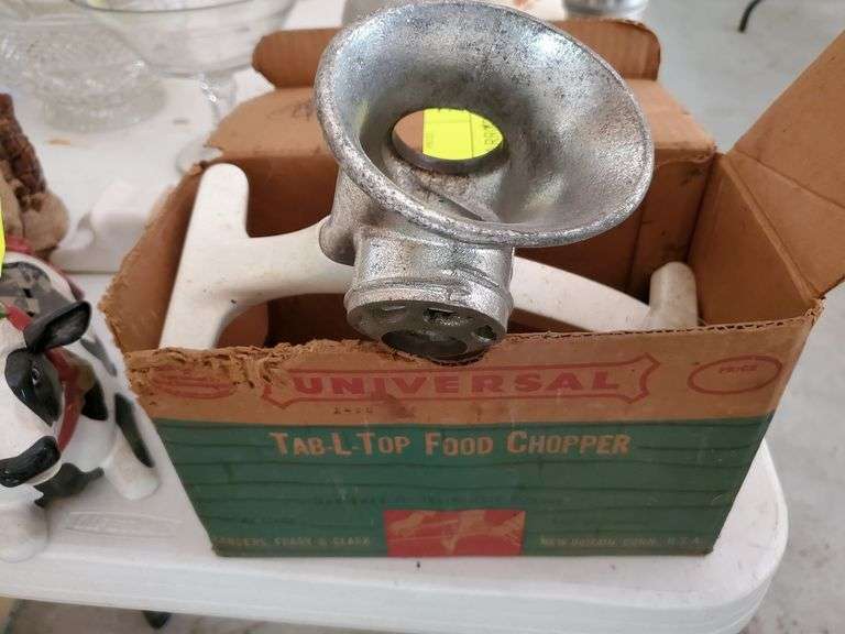 Universal table top food chopper Parrott Marketing Group