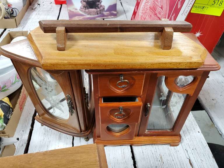 Duck related knick knacks, 4 jewelry boxes Parrott Marketing Group