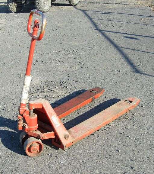 E312 JET Pallet Jack Pickett Auction Service