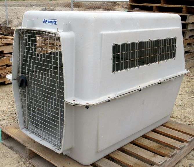 Z1224 Petmate Dog Crate Pickett Auction Service