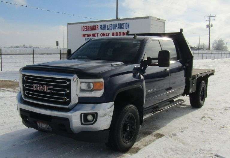 A150 2015 GMC 2500 4X4 Flatbed Pickup Pickett Auction Service