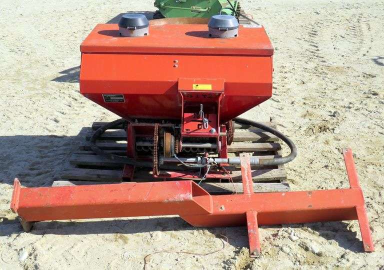 V965 Valmar Air Seeder Box Pickett Auction Service LLC