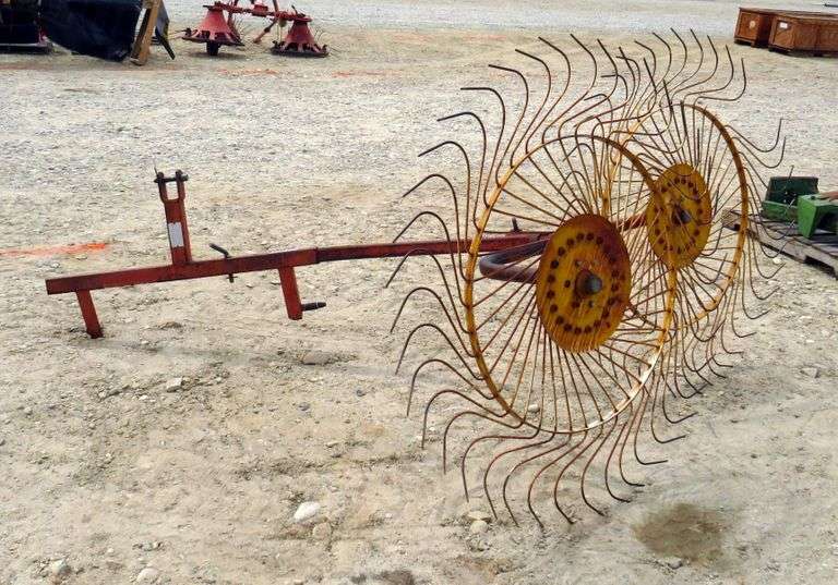 X281 3Point Two Wheel Hay Rake Pickett Auction Service