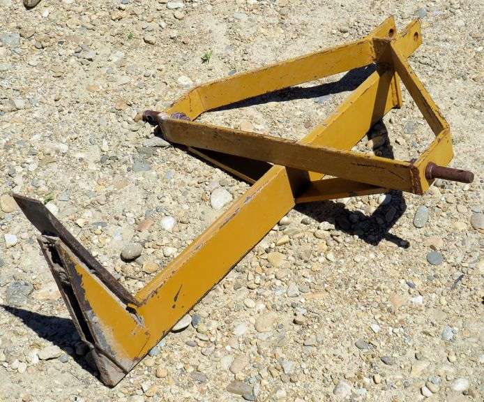 X1369 King Kutter Sub Soiler Pickett Auction Service