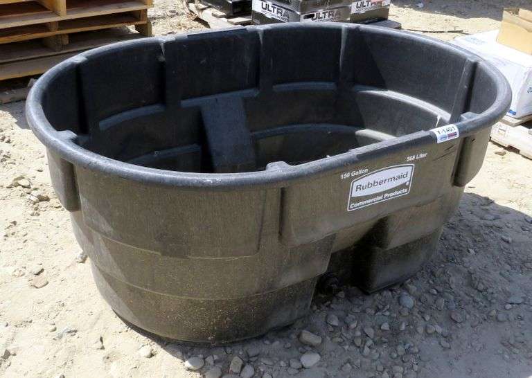 Y1401 Rubbermaid Stock Tank & Heater Pickett Auction Service