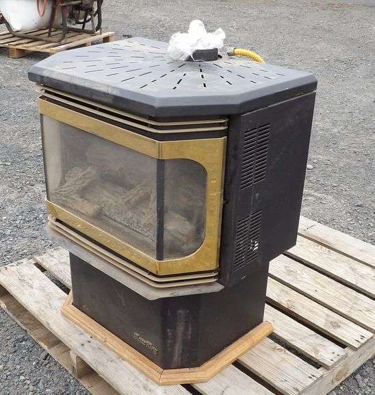 C672 Blaze King Free Standing Gas Fireplace Pickett Auction Service