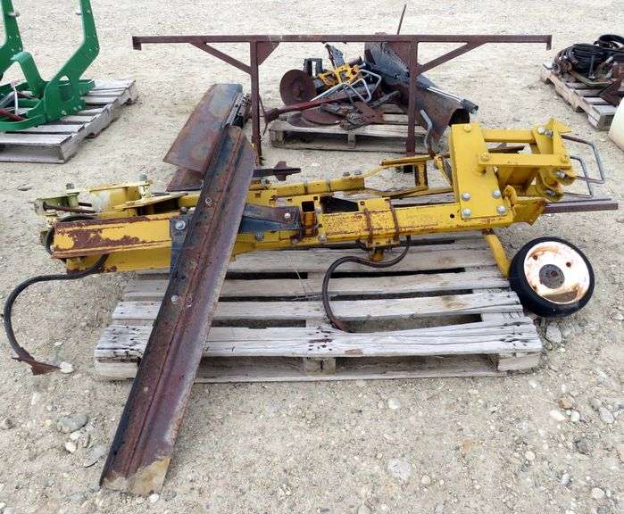 D1106 Alloway Cultivator Parts Pickett Auction Service