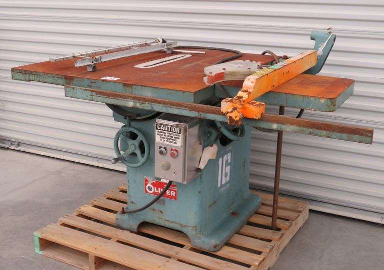D1450 Oliver Table Saw Pickett Auction Service