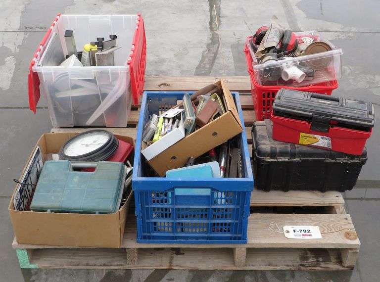 F792 Hardware + Hand Tools Pickett Auction Service