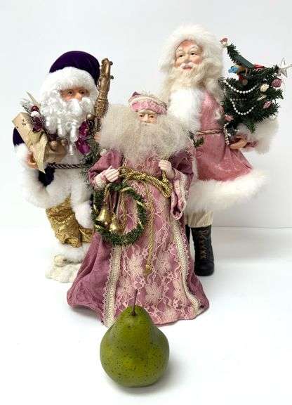 Santa Trio