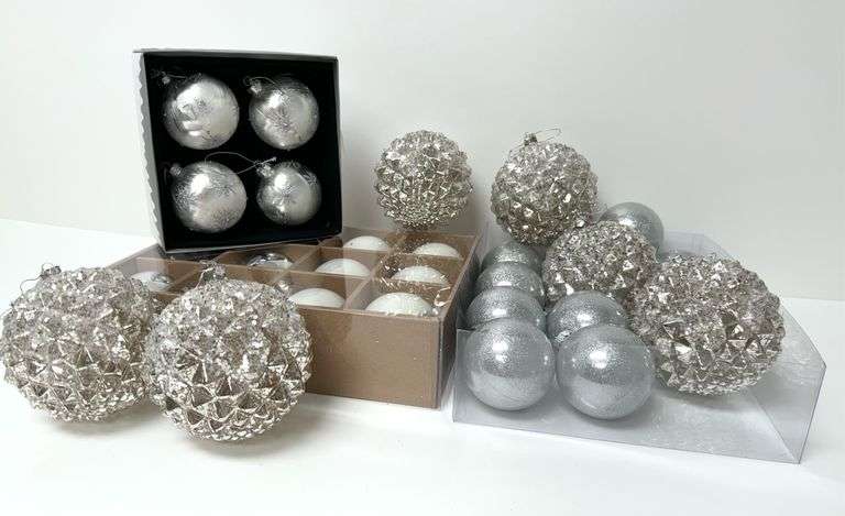 Glass Ornament Set
