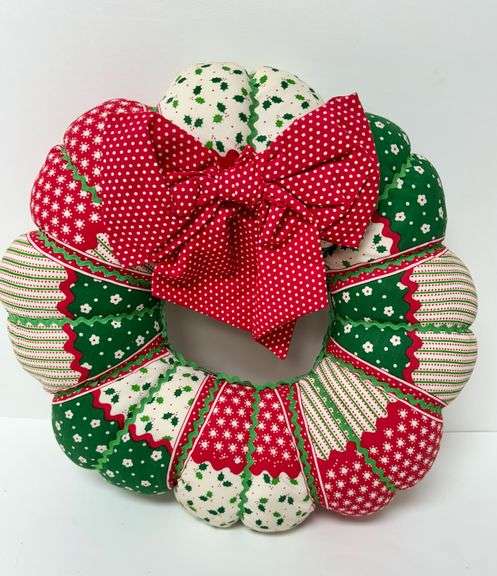 Vintage Plush Holiday Wreath