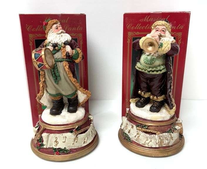 Windsor Collection Musical Santa Pair