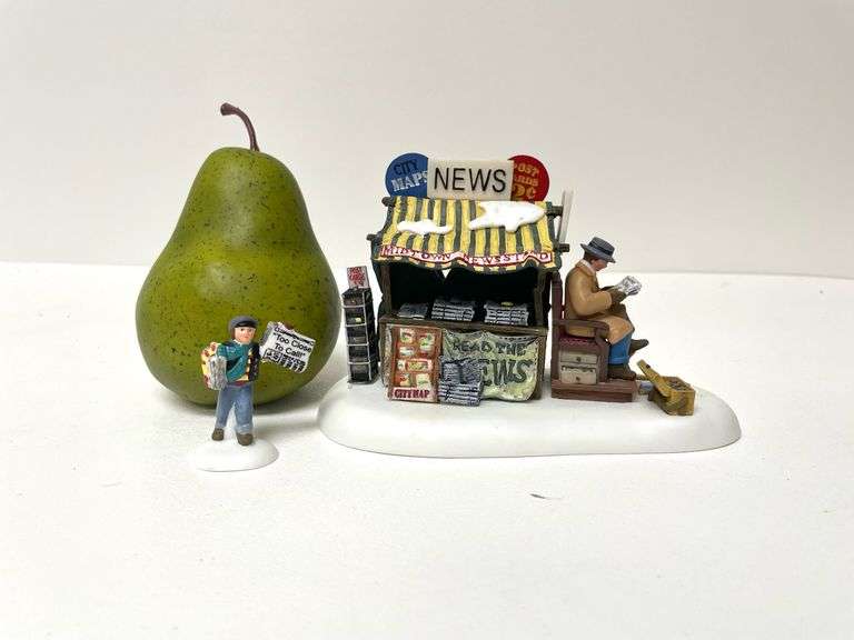 “Midtown Newstand” Department 56
